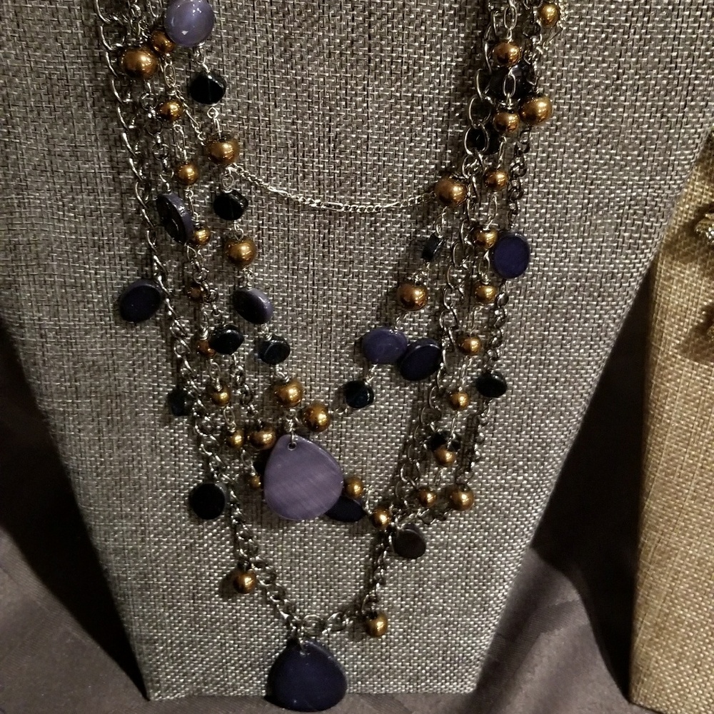 Beaded necklace